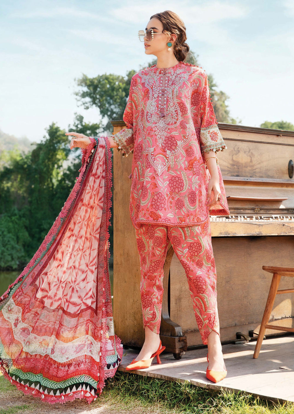 Meeral Pret Printed Lawn 2 Piece Suit MBC-0015
