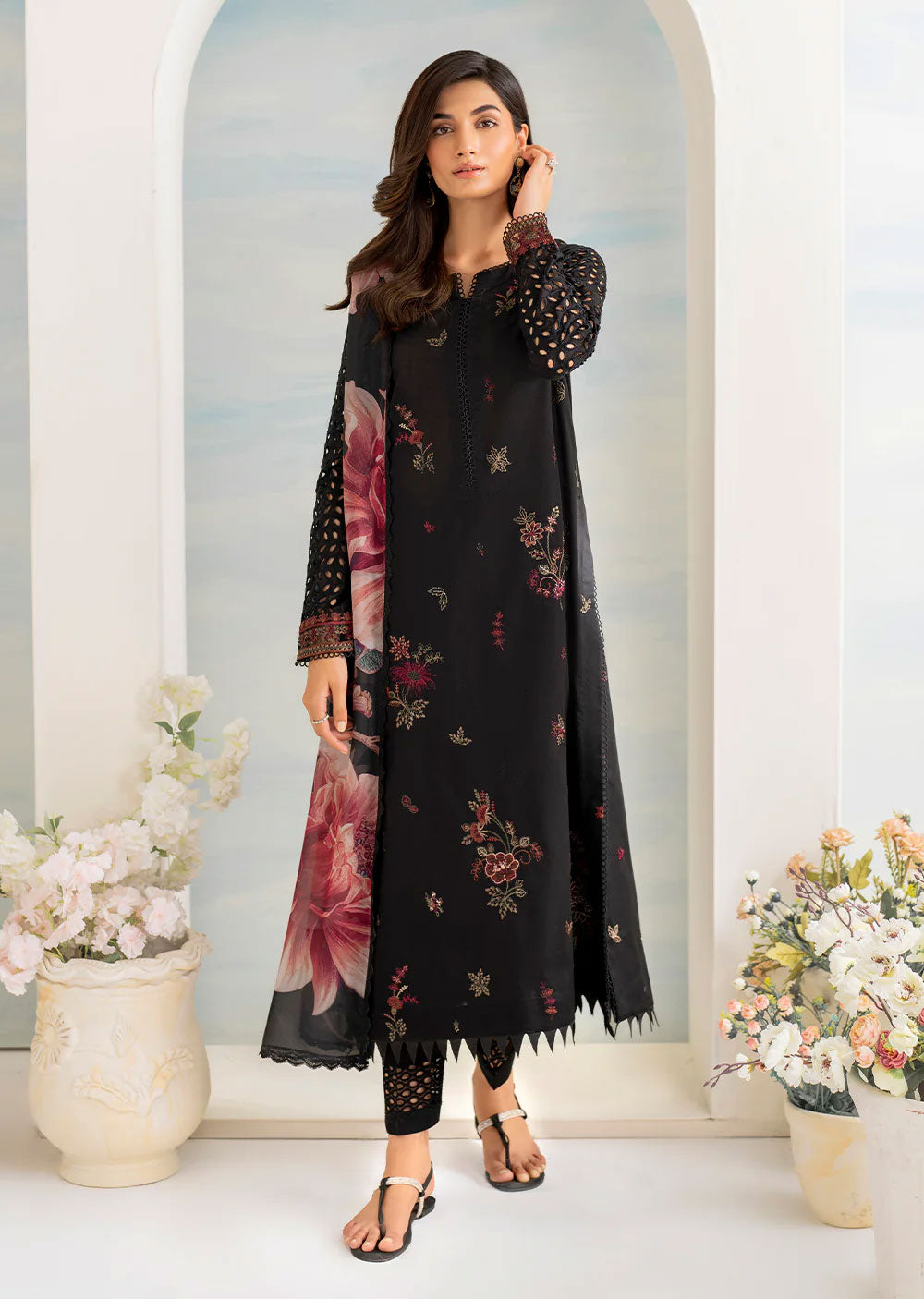 Iznik Exclusive Embroidered Lawn Unstitched 3 Piece Suit - UE-607 - IZN26RM - Blue - Ramadan Collection main image 0