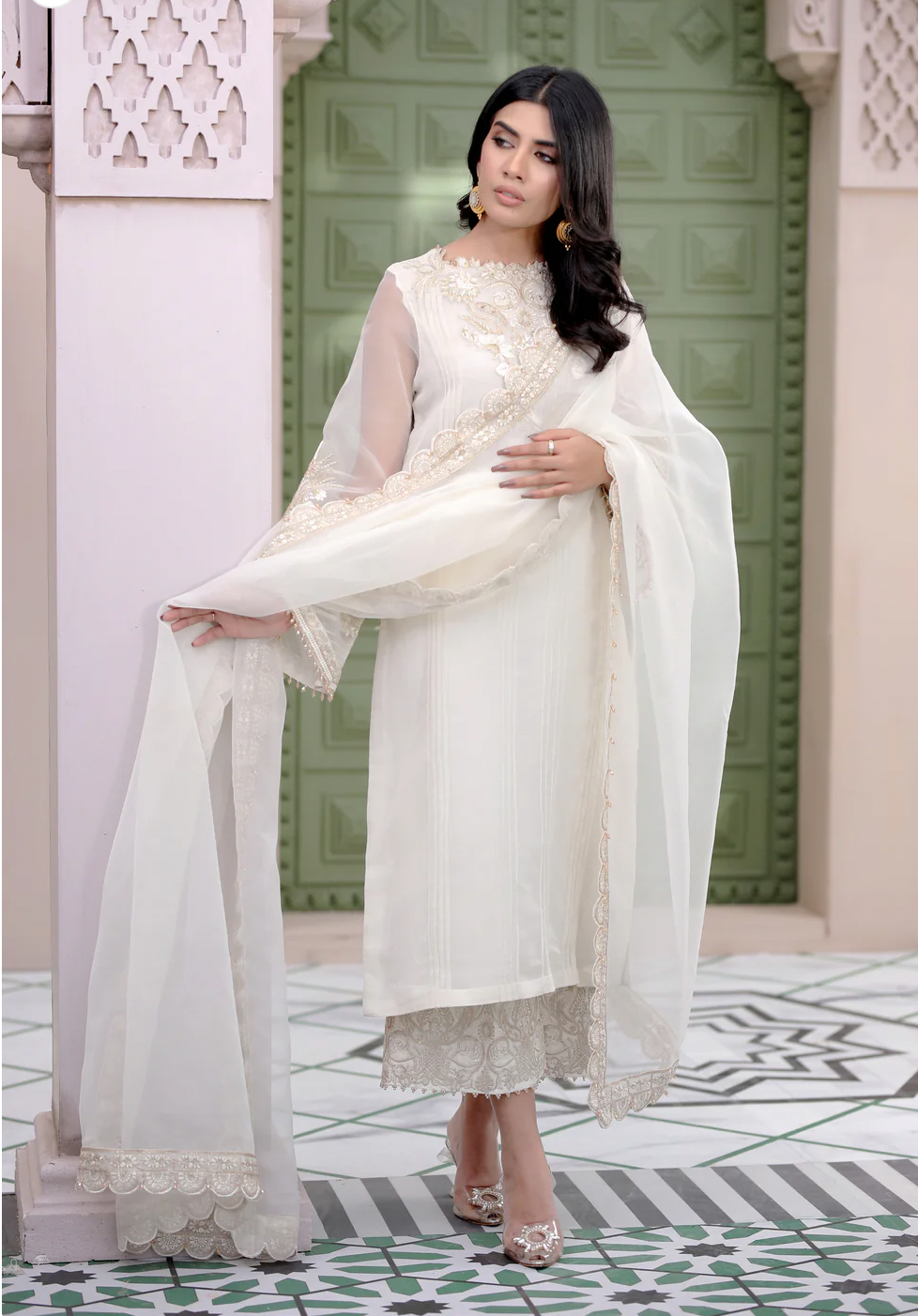 PEARL - Readymade Embroidered Organza Suit - Memsaab Online