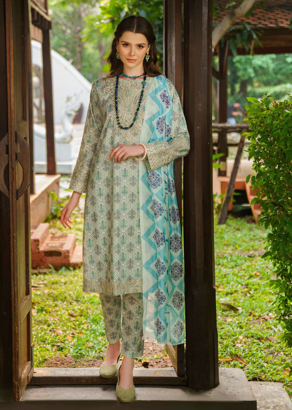 Yusra Ansari Pret Embroidered Cotton 2 Piece Suit Kaizen
