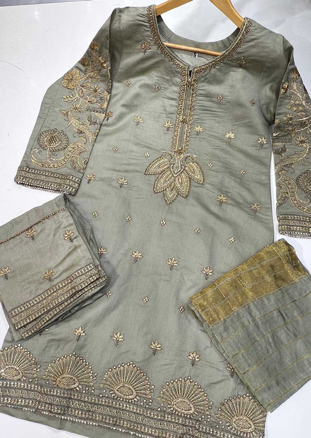 KLD134 Green Readymade Linen Suit Memsaab