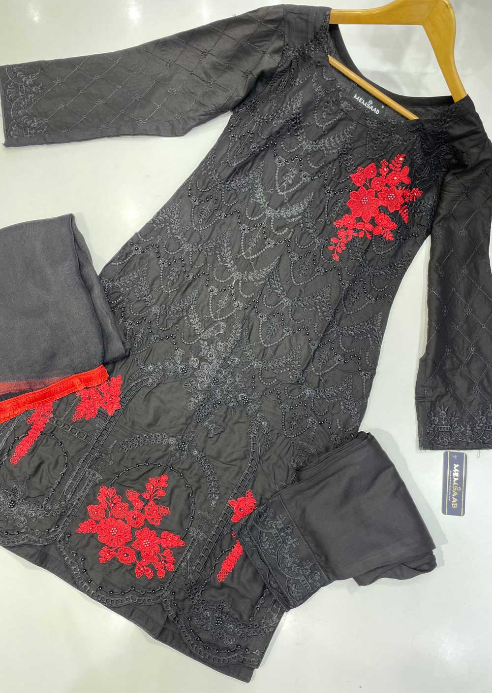 HK169 Ruhayli - Readymade Black Linen Suit - Memsaab Online