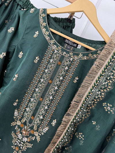 SRB1302 - Natasha - Sehrish.B Designer - Memsaab Online