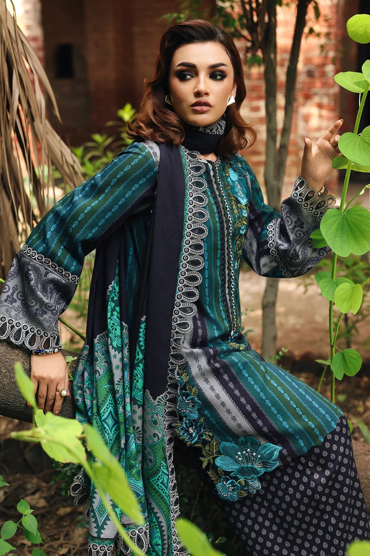 CCW6-12-Unstitched Embroidered Linen Collection 2025 - Memsaab Online