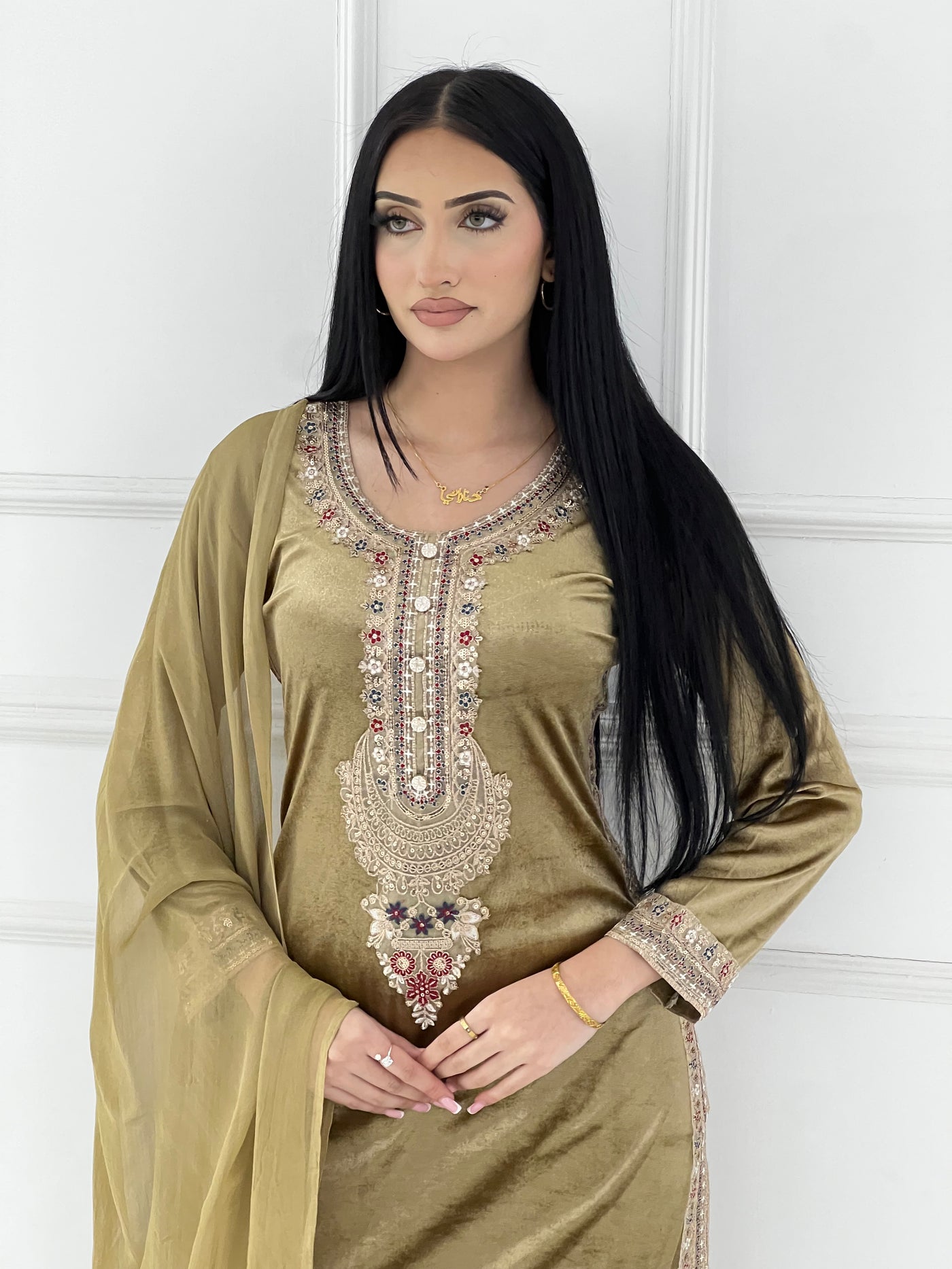 BPH-204 - Readymade Velvet Suit