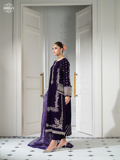 HSS-1152 - Readymade Luxury Velvet Heeras Suit - Memsaab Online