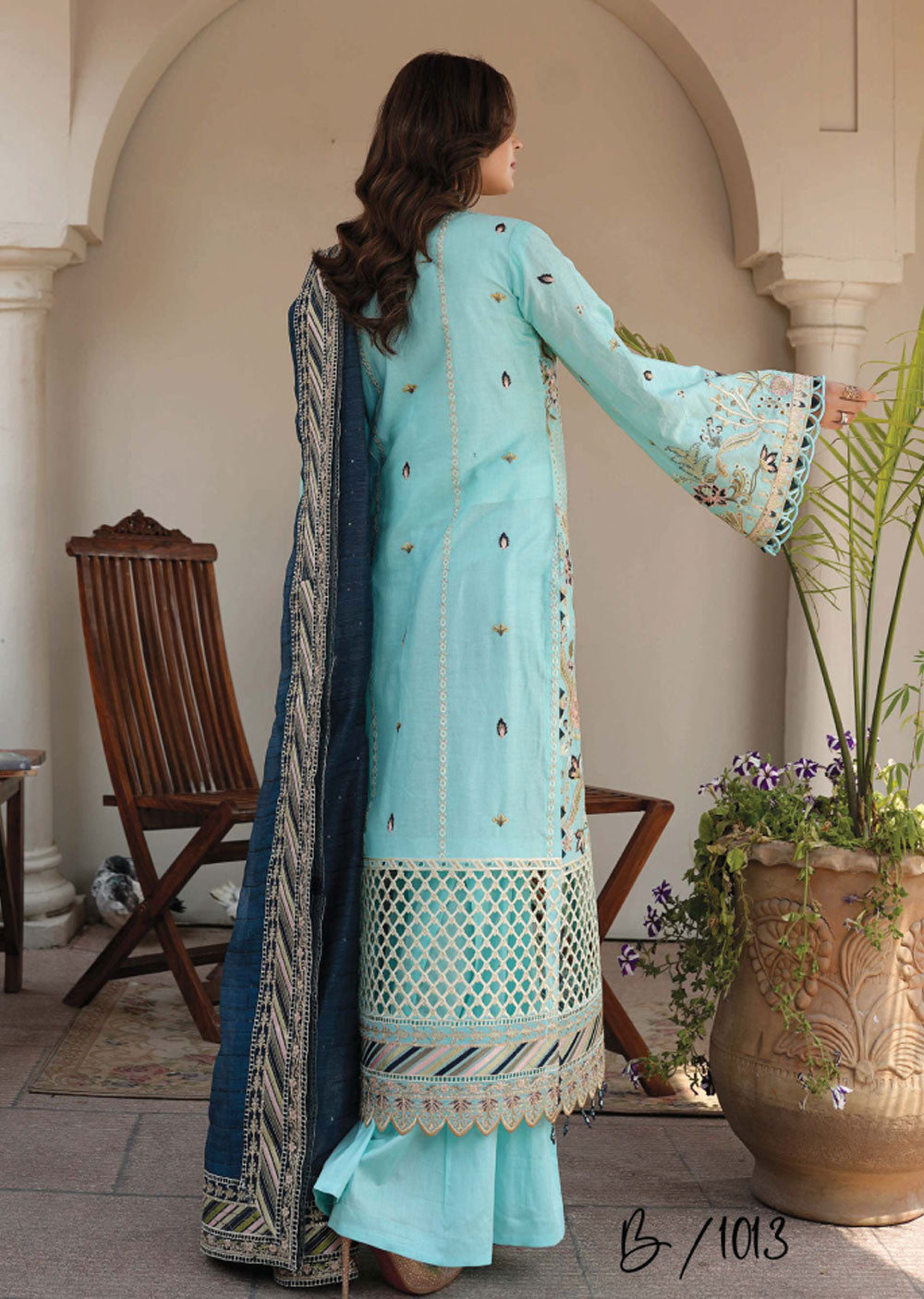 B-1103 - Unstitched - Bahaar Luxury Lawn Collection 2023 - Memsaab Online