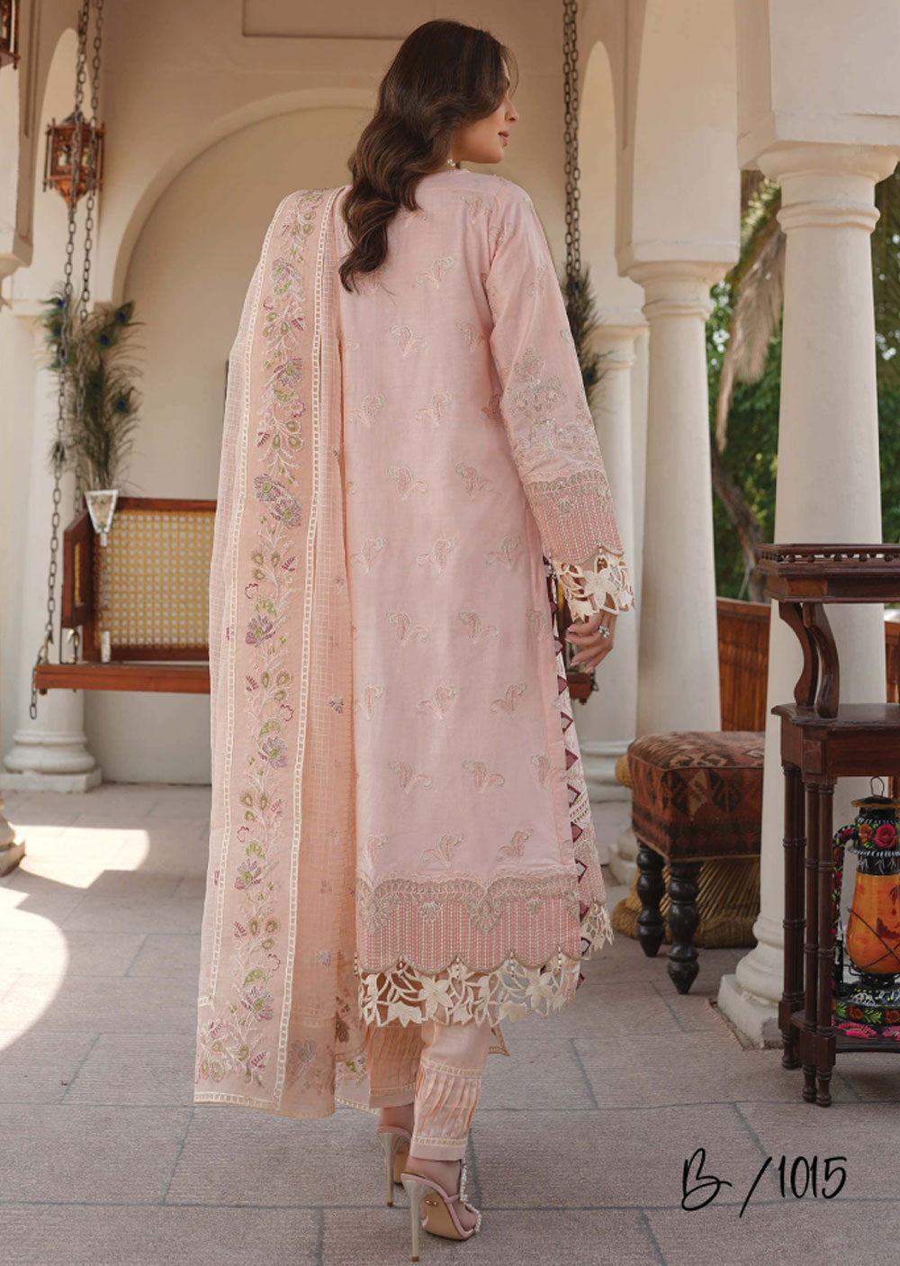 B-1105 - Unstitched - Bahaar Luxury Lawn Collection 2023 - Memsaab Online