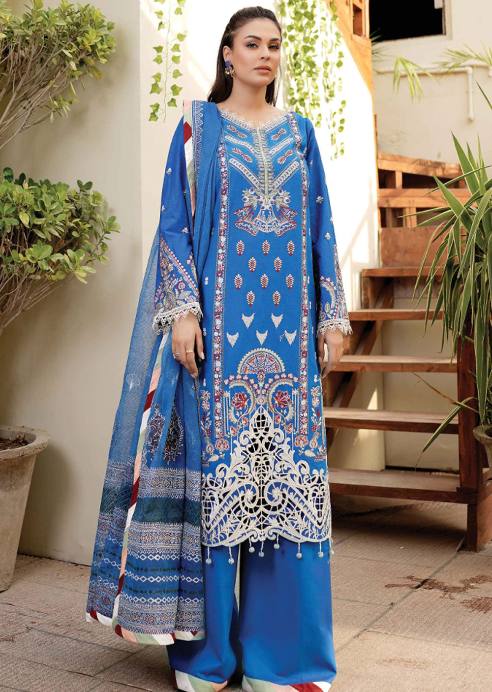 B-1106-R - Readymade - Bahaar Luxury Lawn Collection 2023 - Memsaab Online