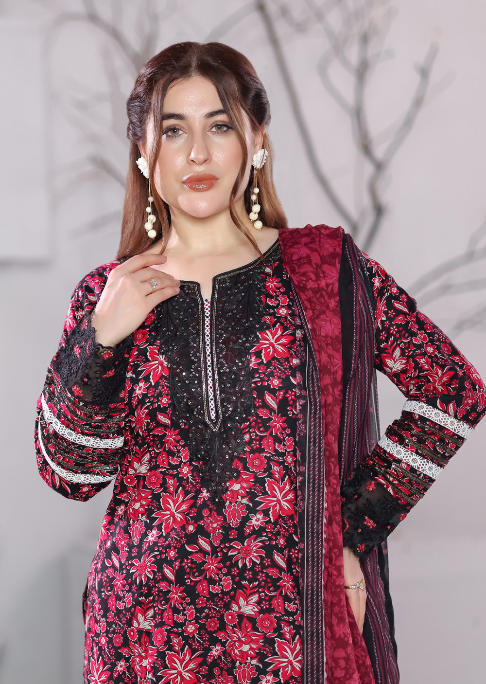 MDNA-22 - Black Embroidered Lawn Outfit - Memsaab Online