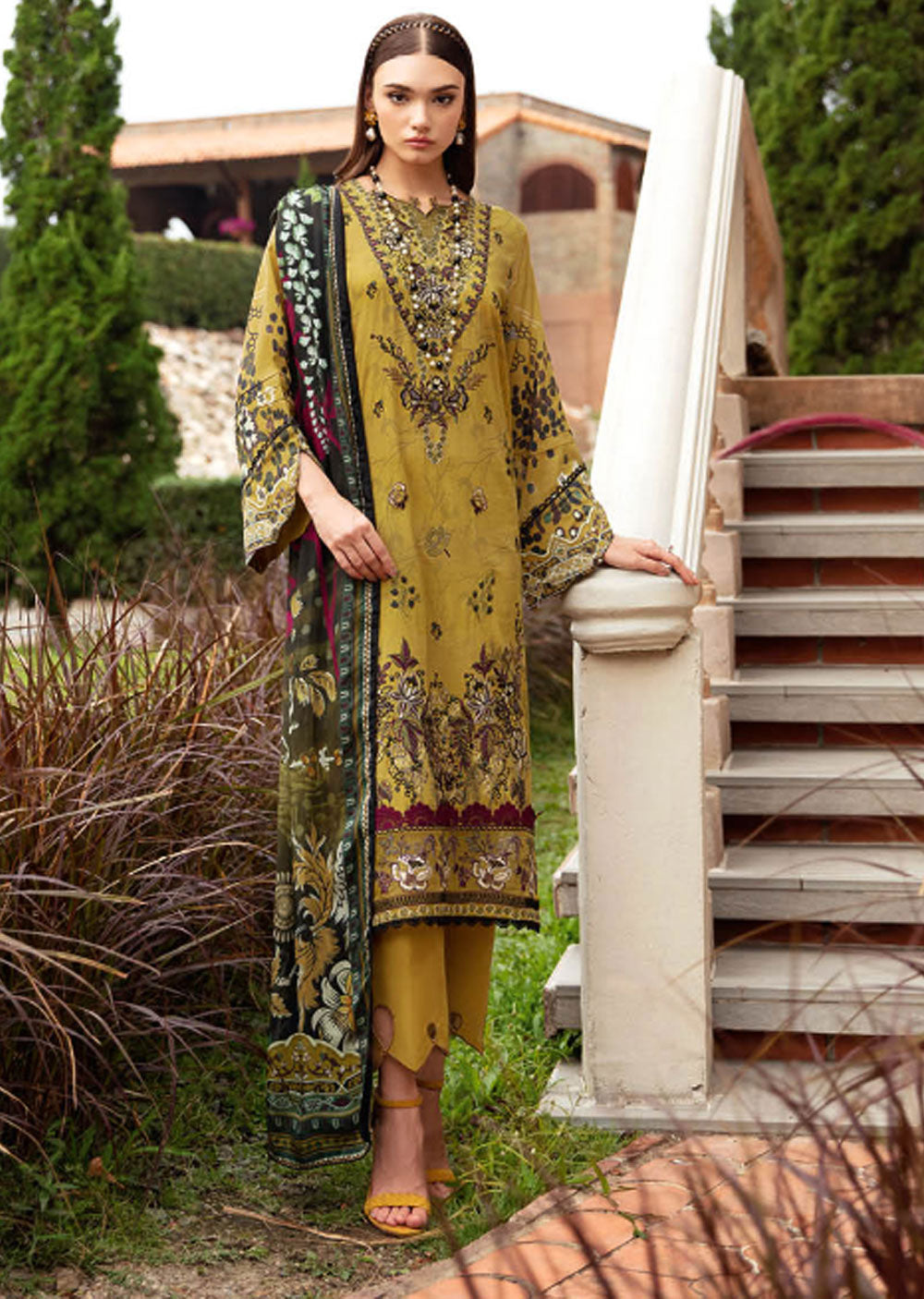 Y-910-R - Readymade - Riwayat by Ramsha Luxury Lawn Vol 09 - Memsaab Online