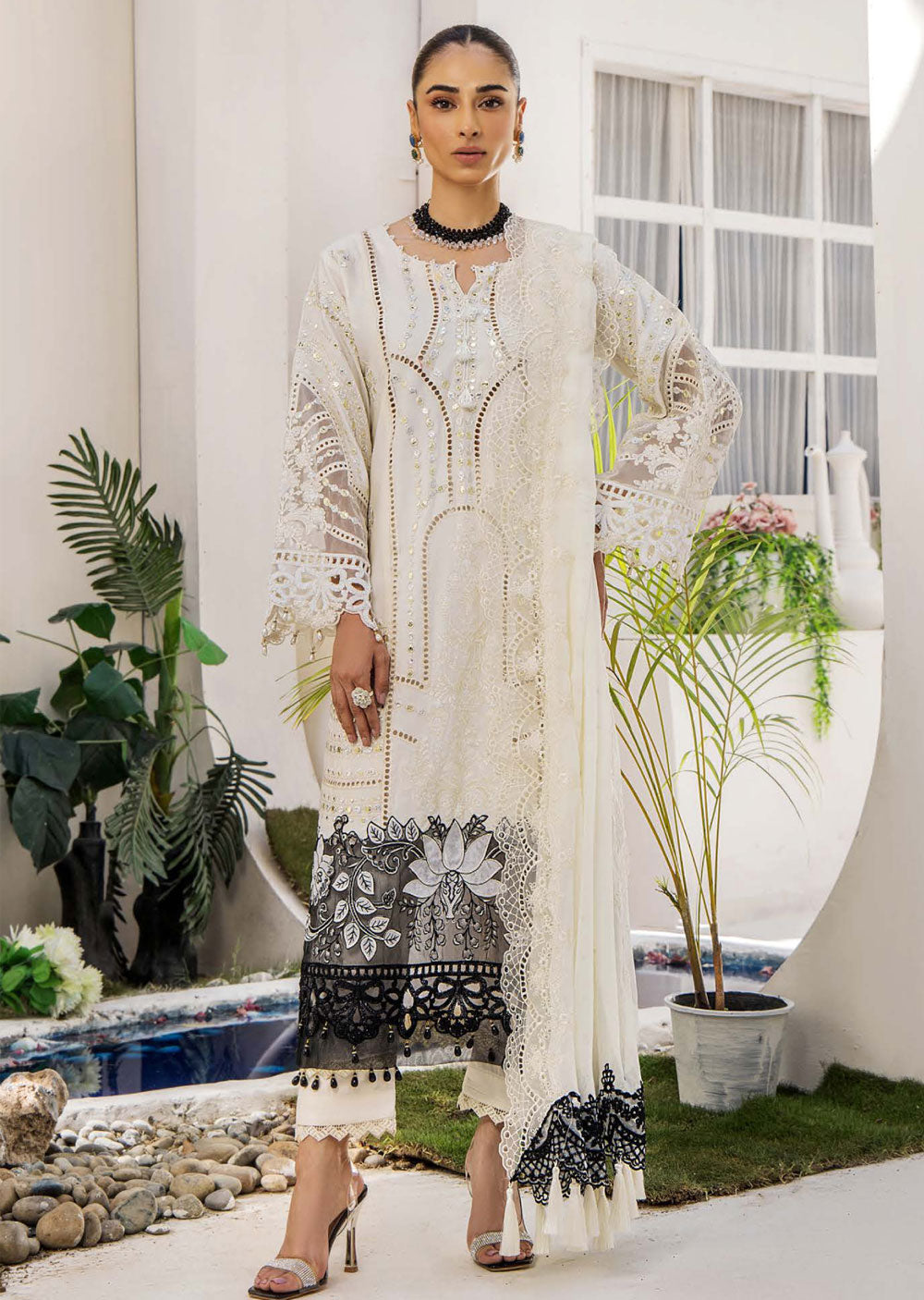 EA-EE-5511-R - Readymade - Embroidered Lawn Collection 2024 - Memsaab Online