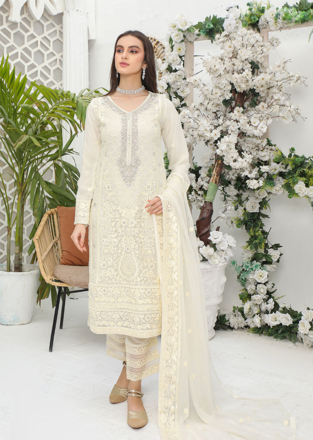 PS0782 Readymade White Chiffon Suit - Memsaab Online