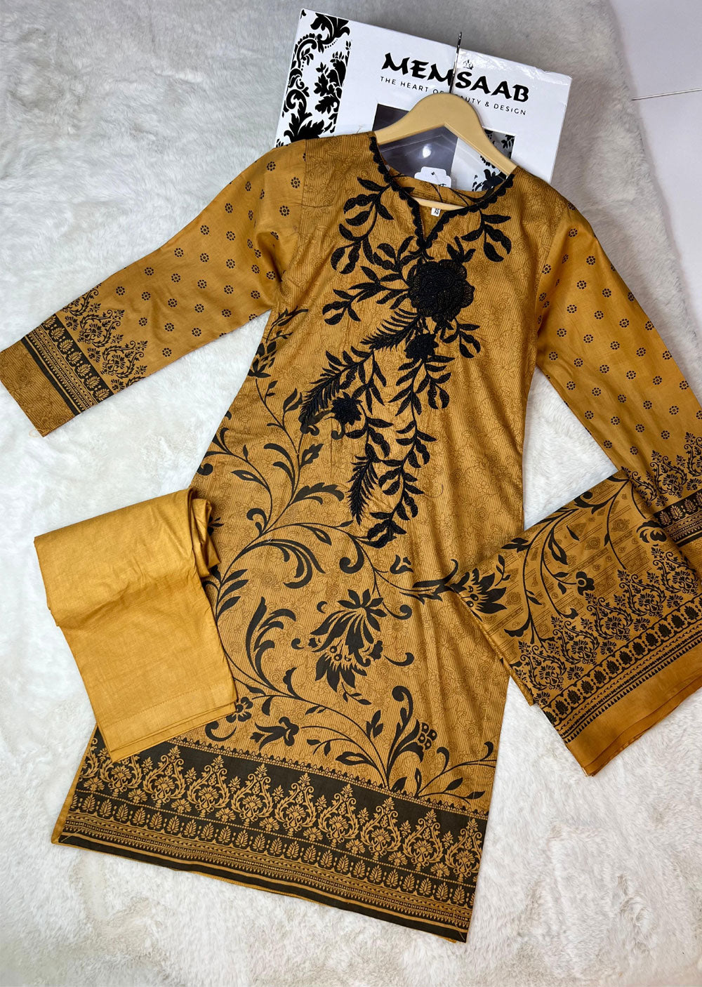 AMT470012 - Readymade Lawn Suit - Memsaab Online