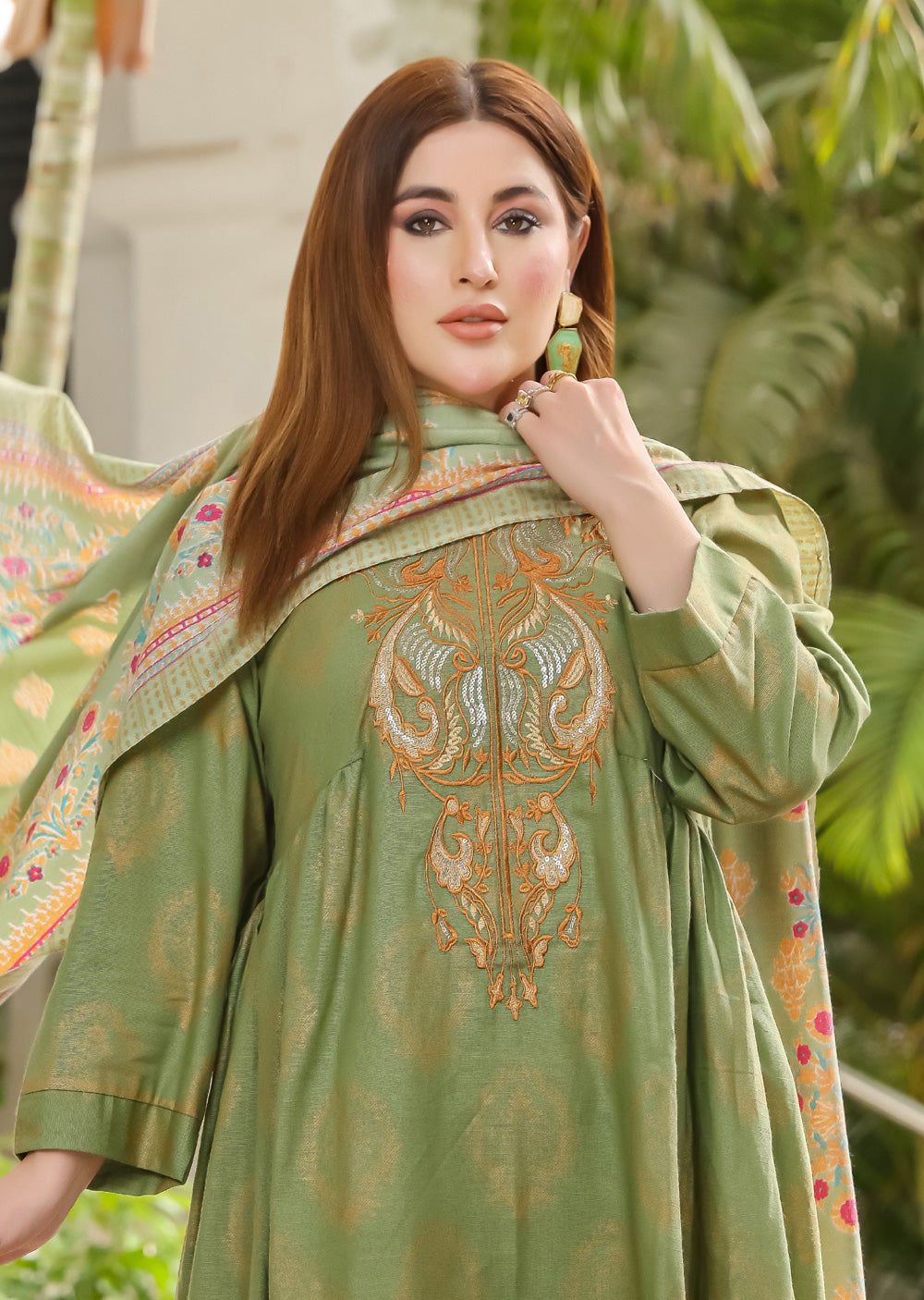 AMT5112 - Green Readymade Linen Shawl Suit - Memsaab Online