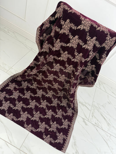 SMV102 Embroidered Velvet Shawl