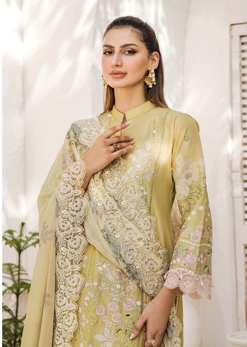 EA-EE-5514 - Unstitched - Eshaisha Eid Edit Lawn Collection 2024 - Memsaab Online