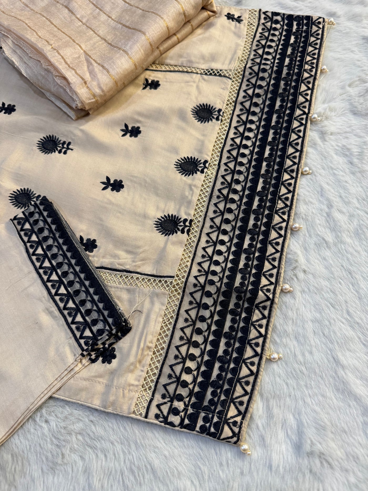 SN32 - Readymade - 3 Piece Linen Outfit