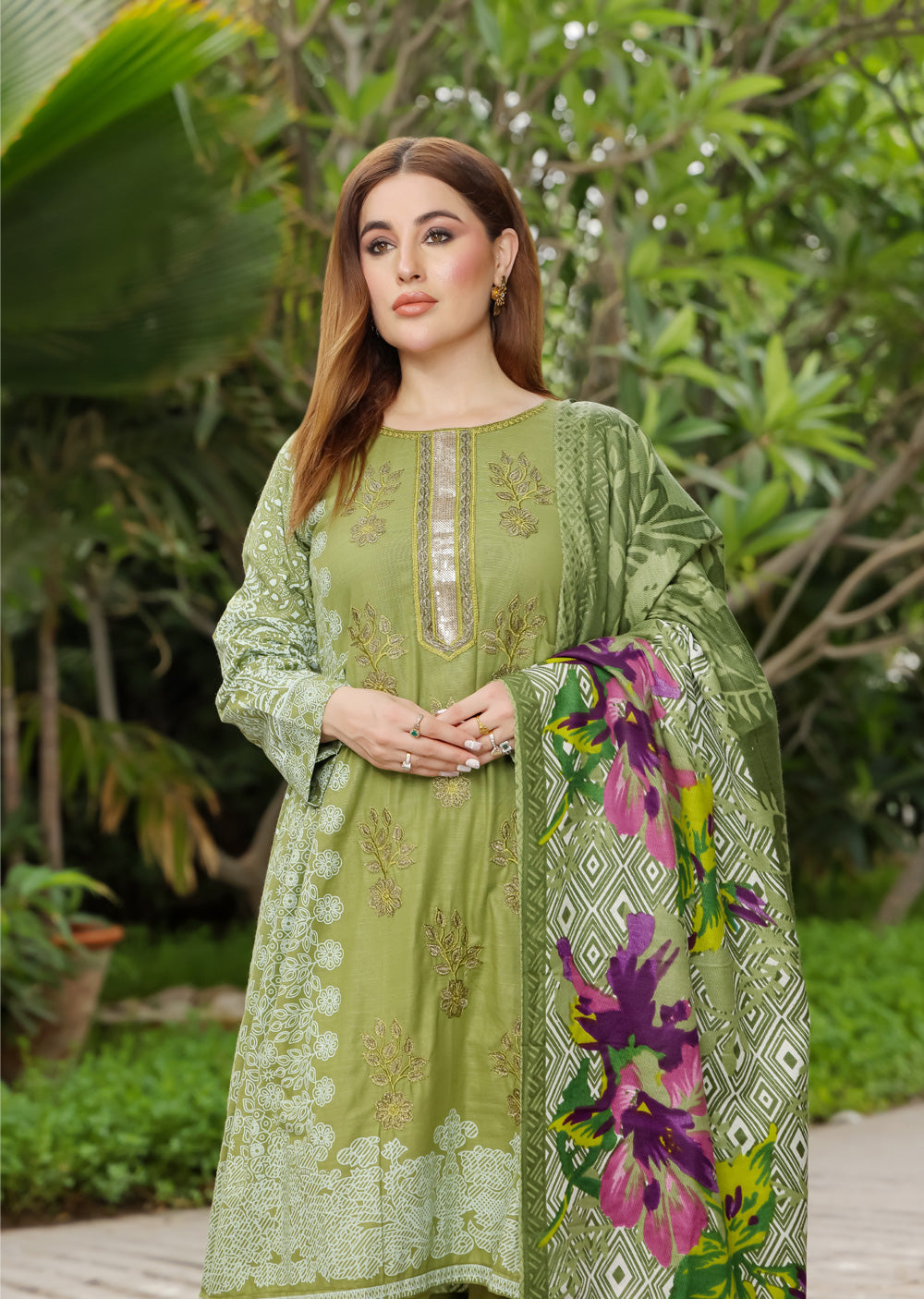 AMT5115 - Green Readymade Linen Shawl Suit - Memsaab Online