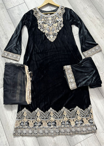 RGZ1731 Black Readymade Velvet Suit - Memsaab Online