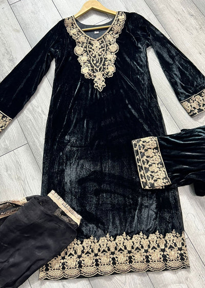 RGZ1734 Black Readymade Velvet Suit - Memsaab Online