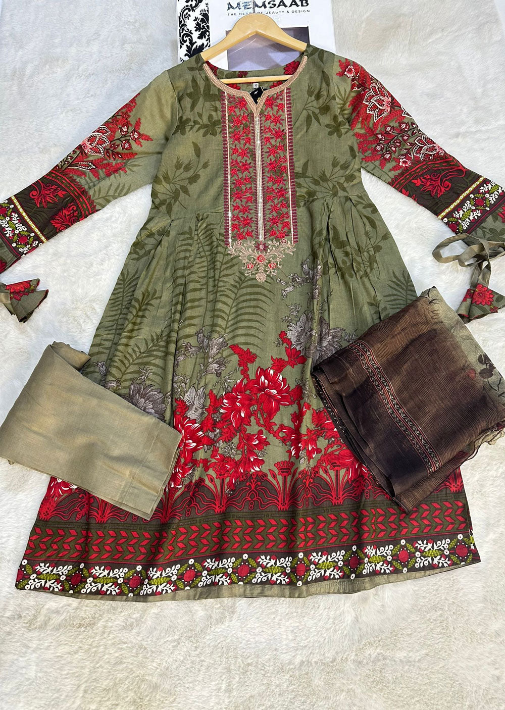 AMT470014C2 - Readymade Lawn Suit - Memsaab Online