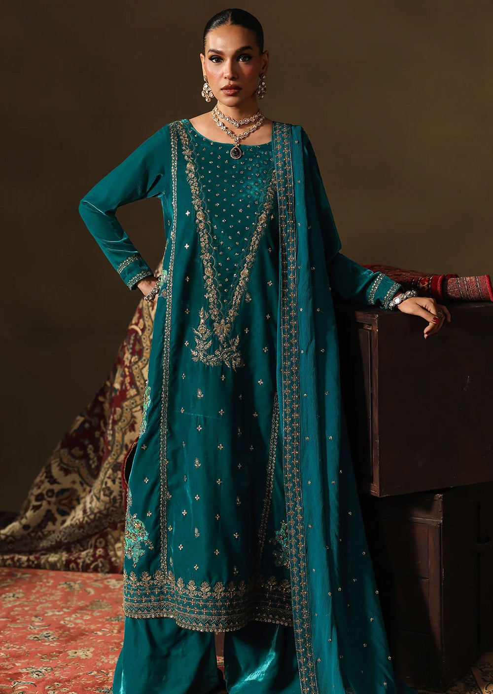 CVT5-07 Unstitched Premium Velvet SUIT 2025 - Memsaab Online