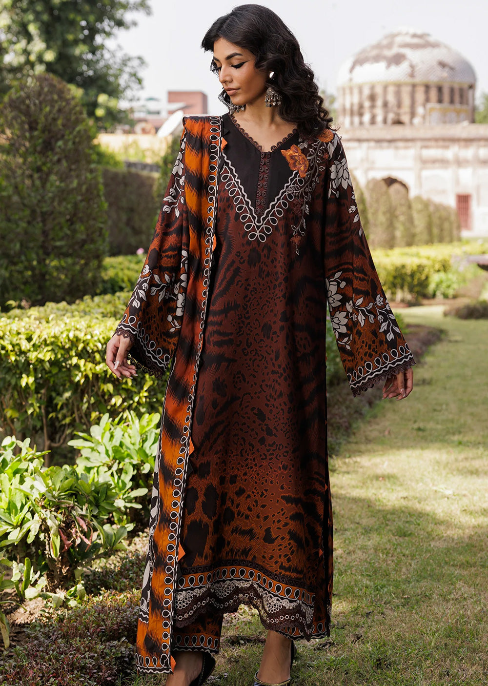 CCW6-15-Unstitched Embroidered Linen Collection 2025 - Memsaab Online
