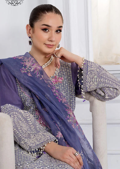 HSS-1136 - Readymade Heeras Suit - Memsaab Online