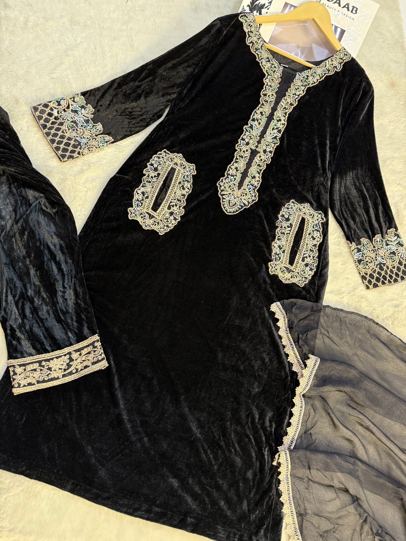 RGZ7112  Readymade Velvet Suit