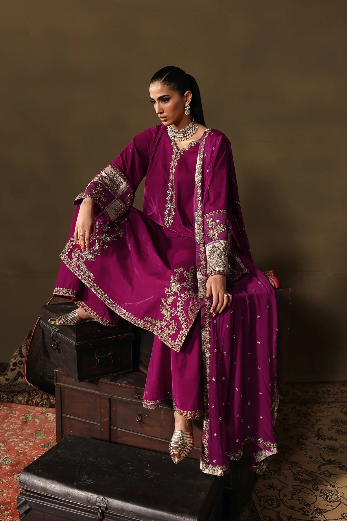 CVT5-08 Unstitched Premium Velvet SUIT 2025 - Memsaab Online