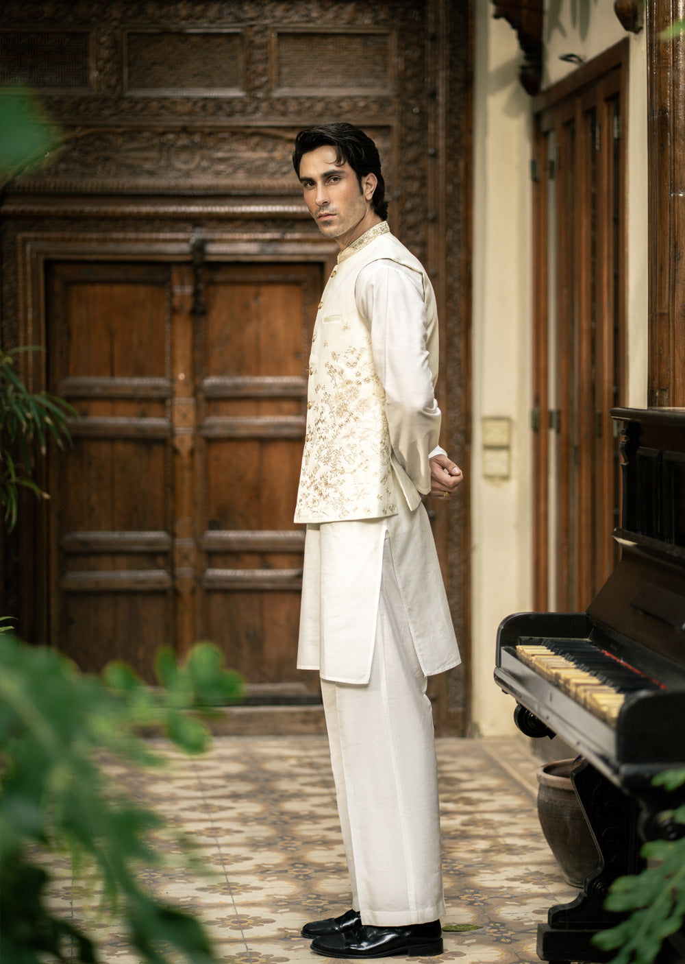 W-3013 - Readymade Maysori Fabric Full Embroidery Waistcoat - Memsaab Online