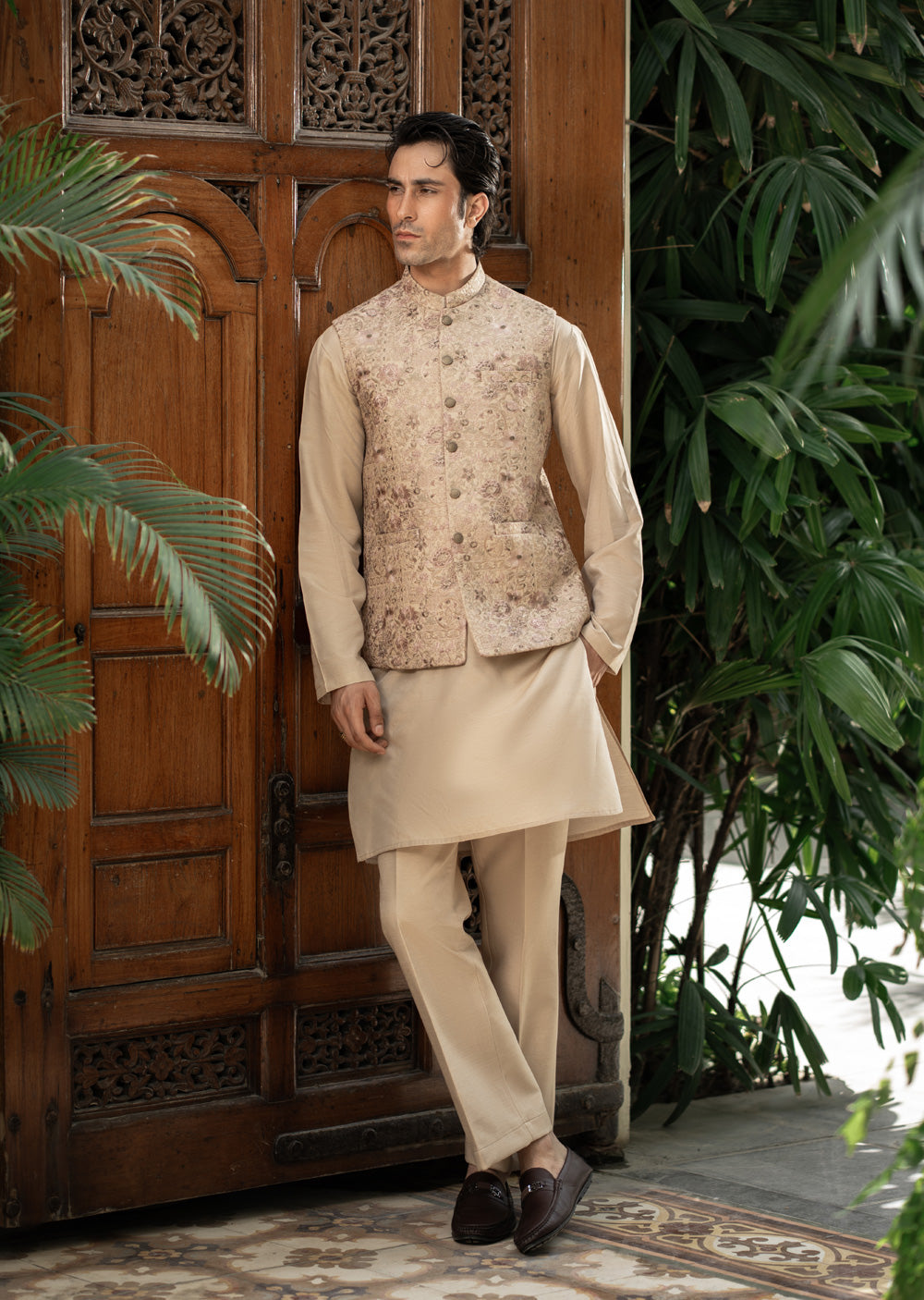 W-2852 - Readymade Maysori Fabric Full Embroidery Waistcoat - Memsaab Online