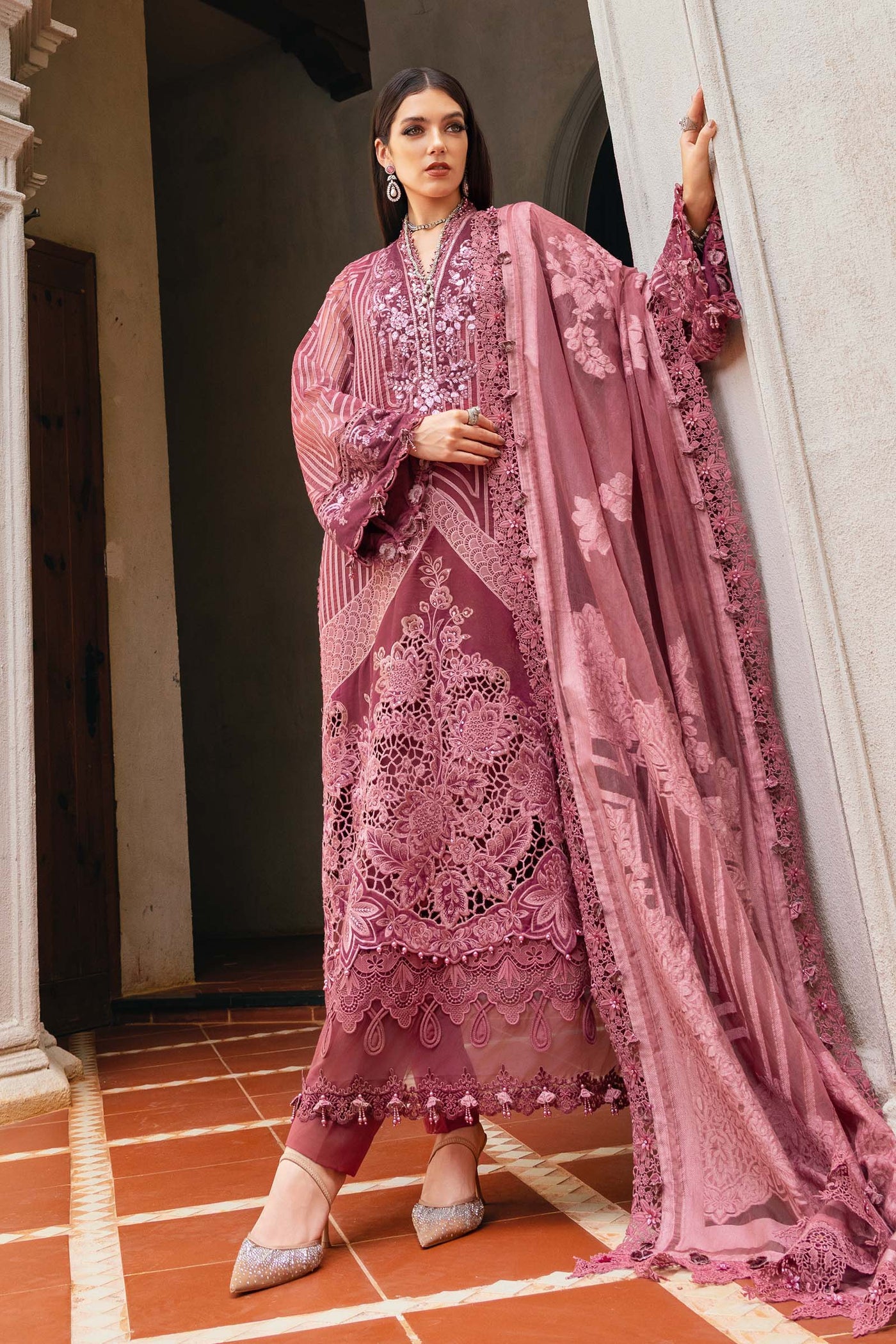 WL-1304- Maria b Embroidered Organza Suit 2025 - Memsaab Online