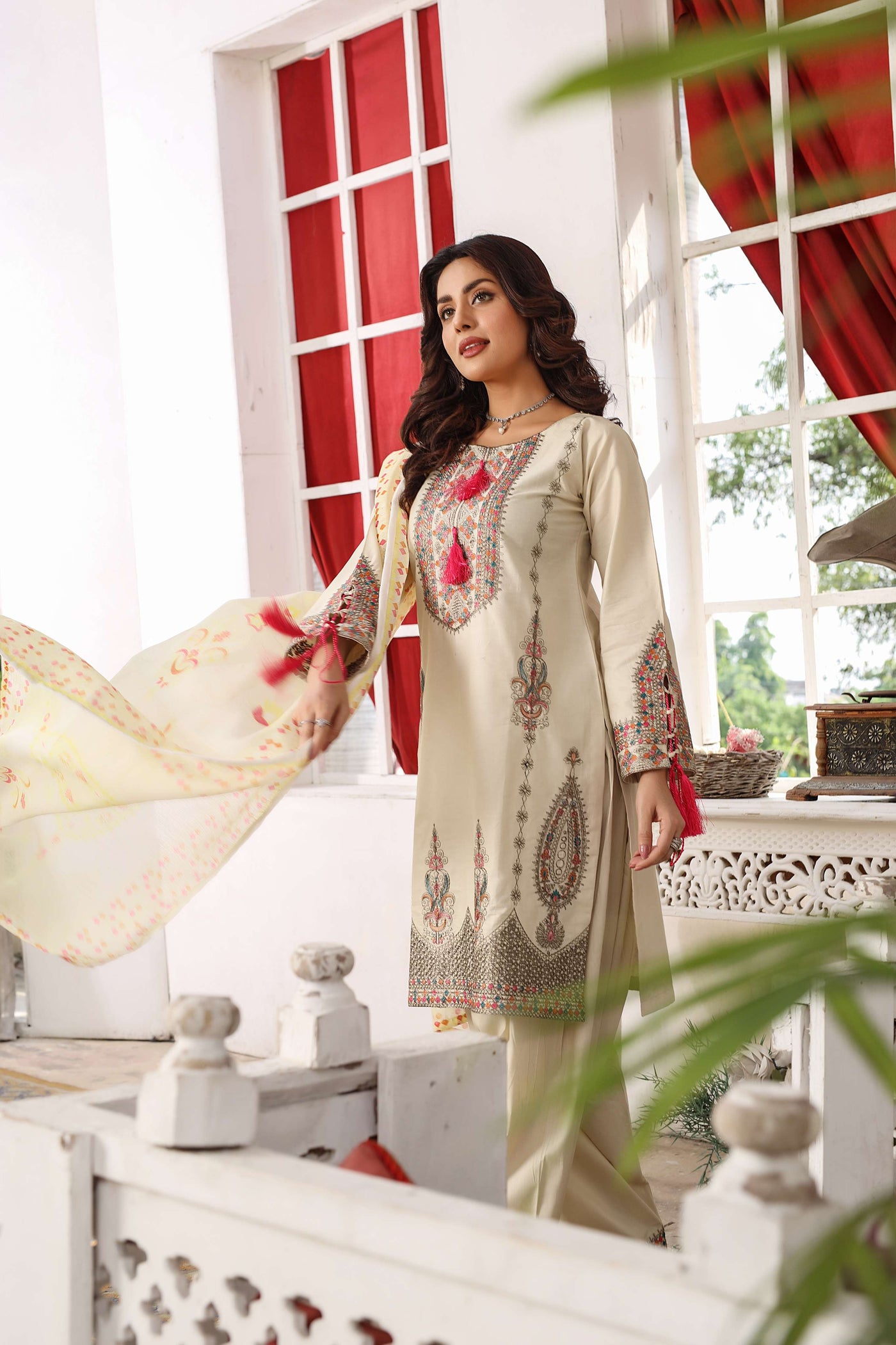 HK320 - Readymade Lilen Outfit 2025 - Memsaab Online