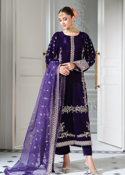 HSS-1152 - Readymade Luxury Velvet Heeras Suit - Memsaab Online