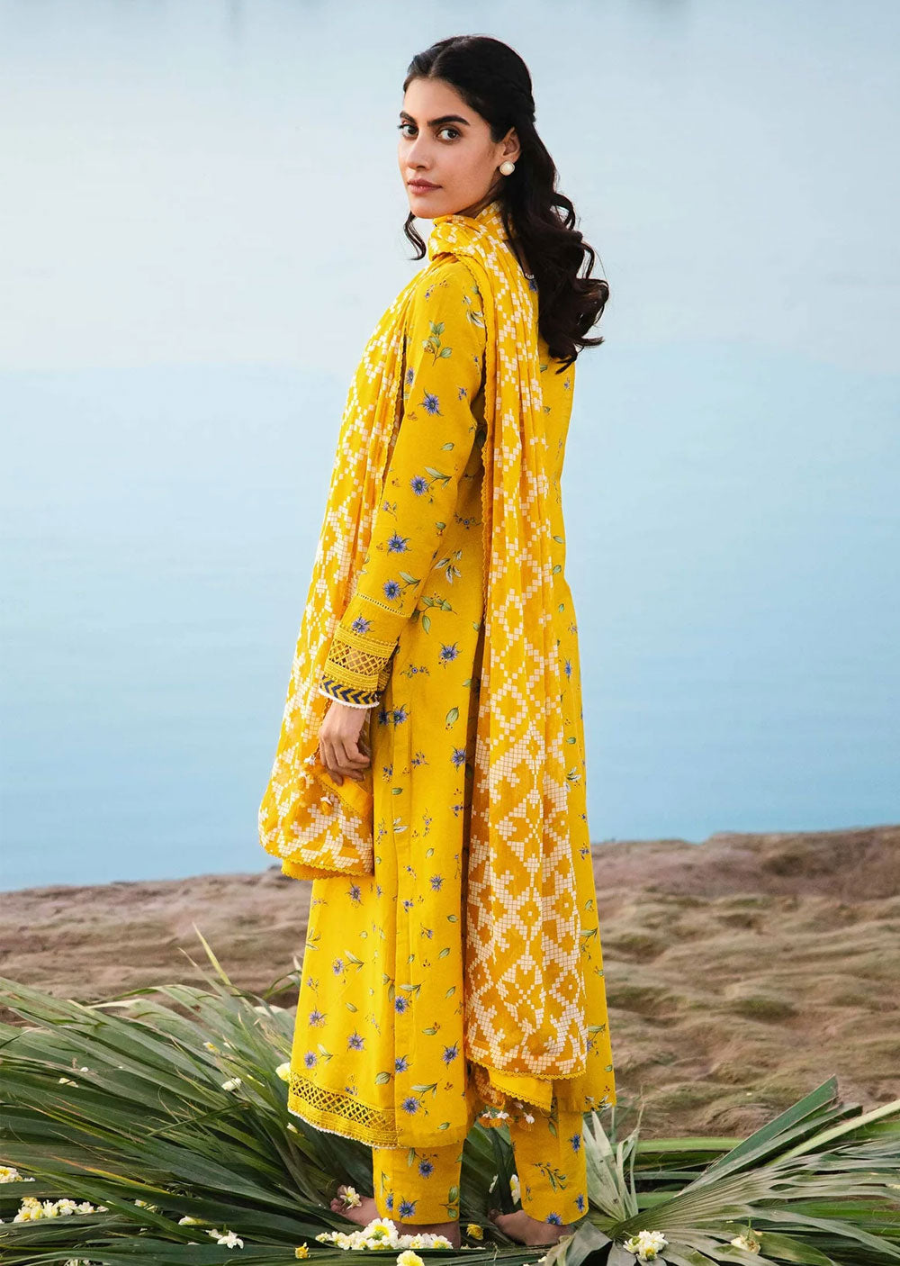 MBCS-401-B - Readymade - Maria B M.Basics Lawn Collection 2024 - Memsaab Online