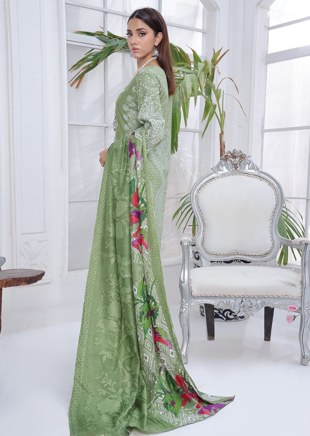 AMT5101 - Green Readymade LInen Shawl Suit - Memsaab Online