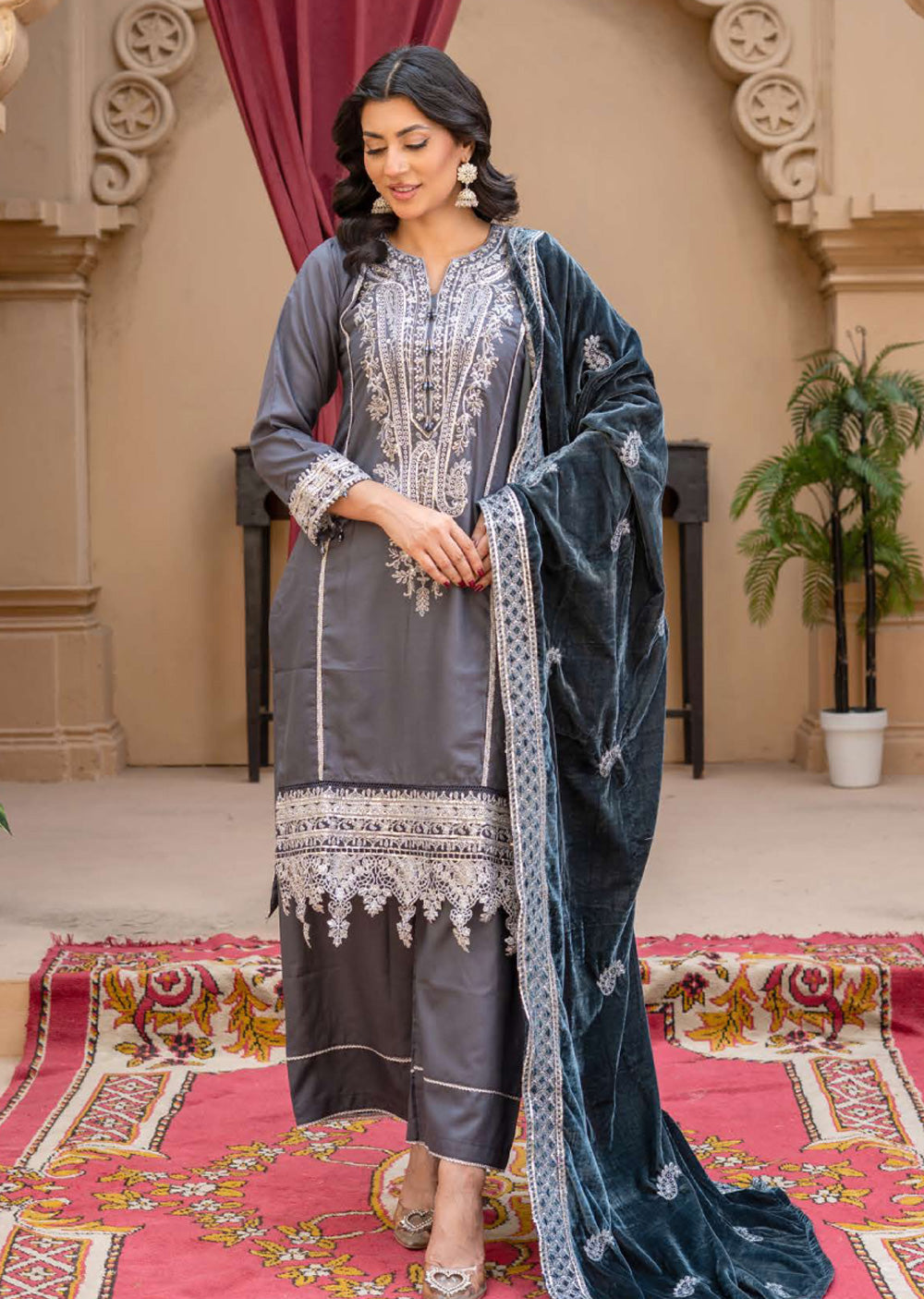 DAS-01- Readymade Rangz Dastaan Winter Suit 2025 - Memsaab Online