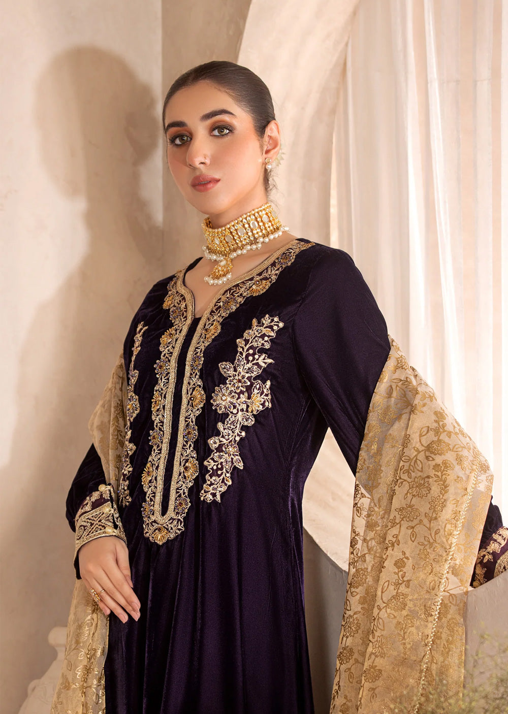 HSS-156 - Readymade Heeras Velvet Suit - Memsaab Online