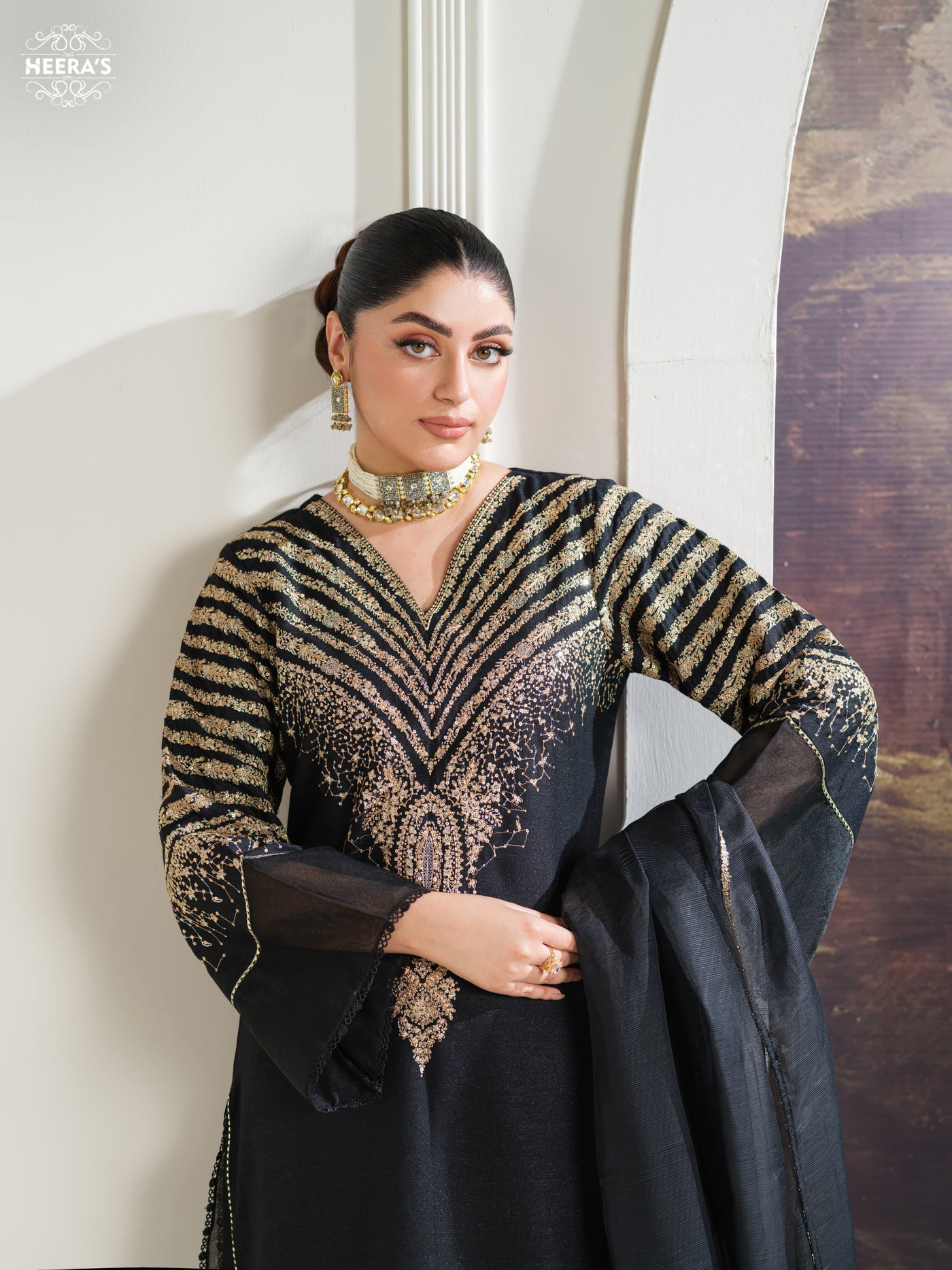 HSS-1147 - Readymade Heeras Suit - Memsaab Online
