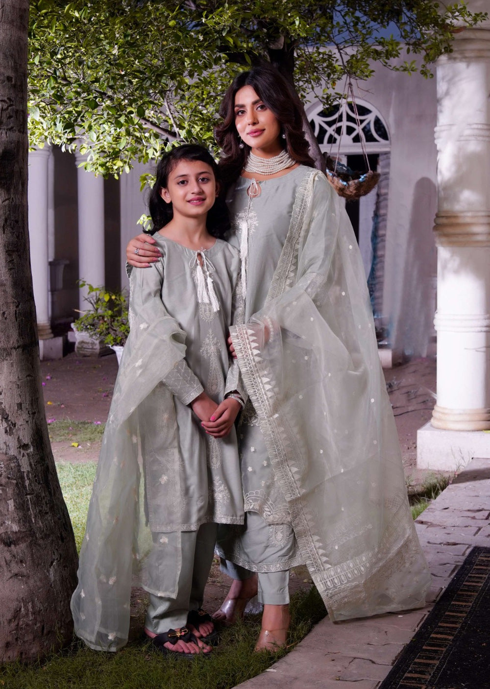 HK299 - Green - Readymade - Mummy n Me Linen Outfit 2025 - Memsaab Online