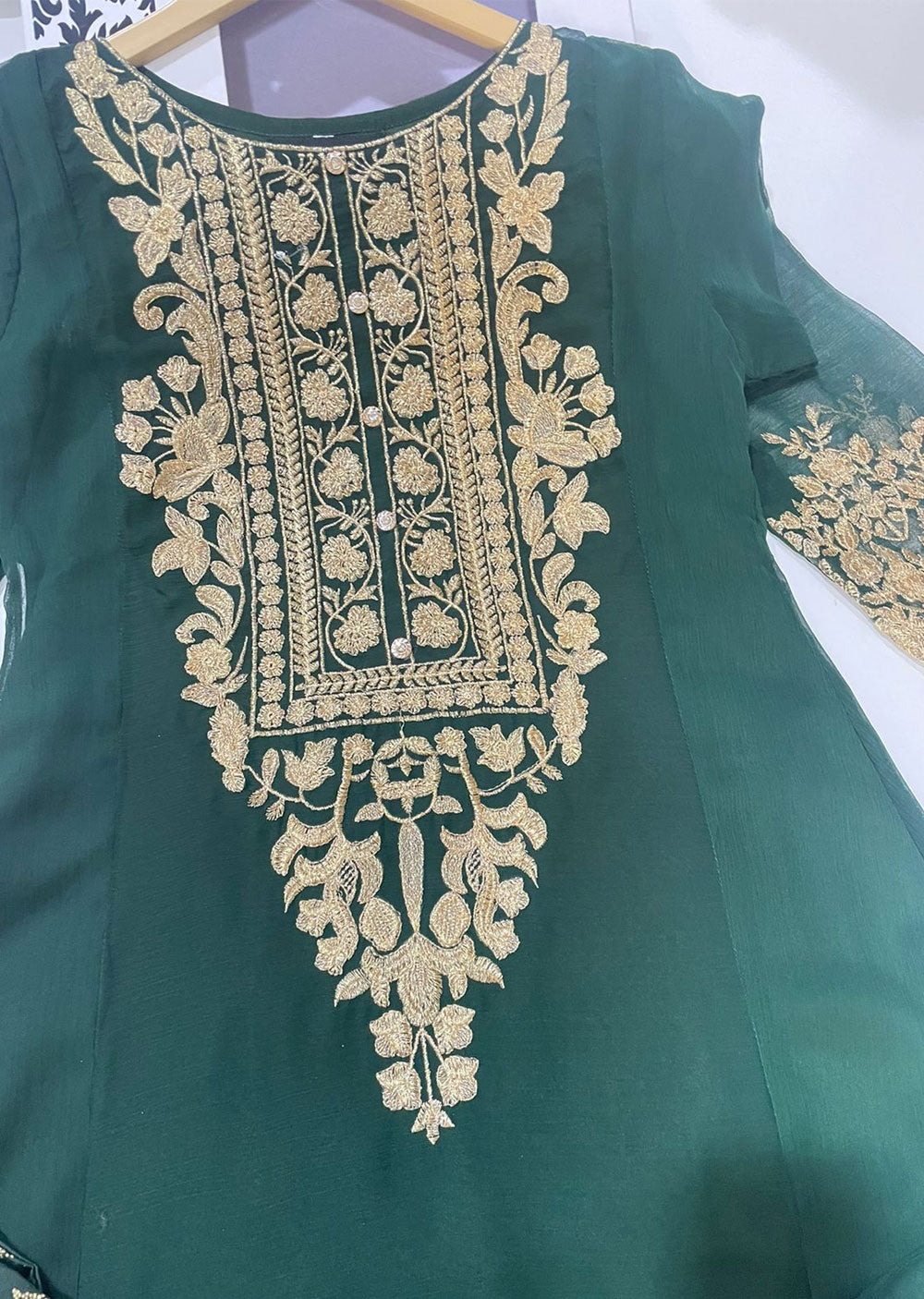 HK240 Reya - Green Readymade Chiffon Suit - Memsaab Online