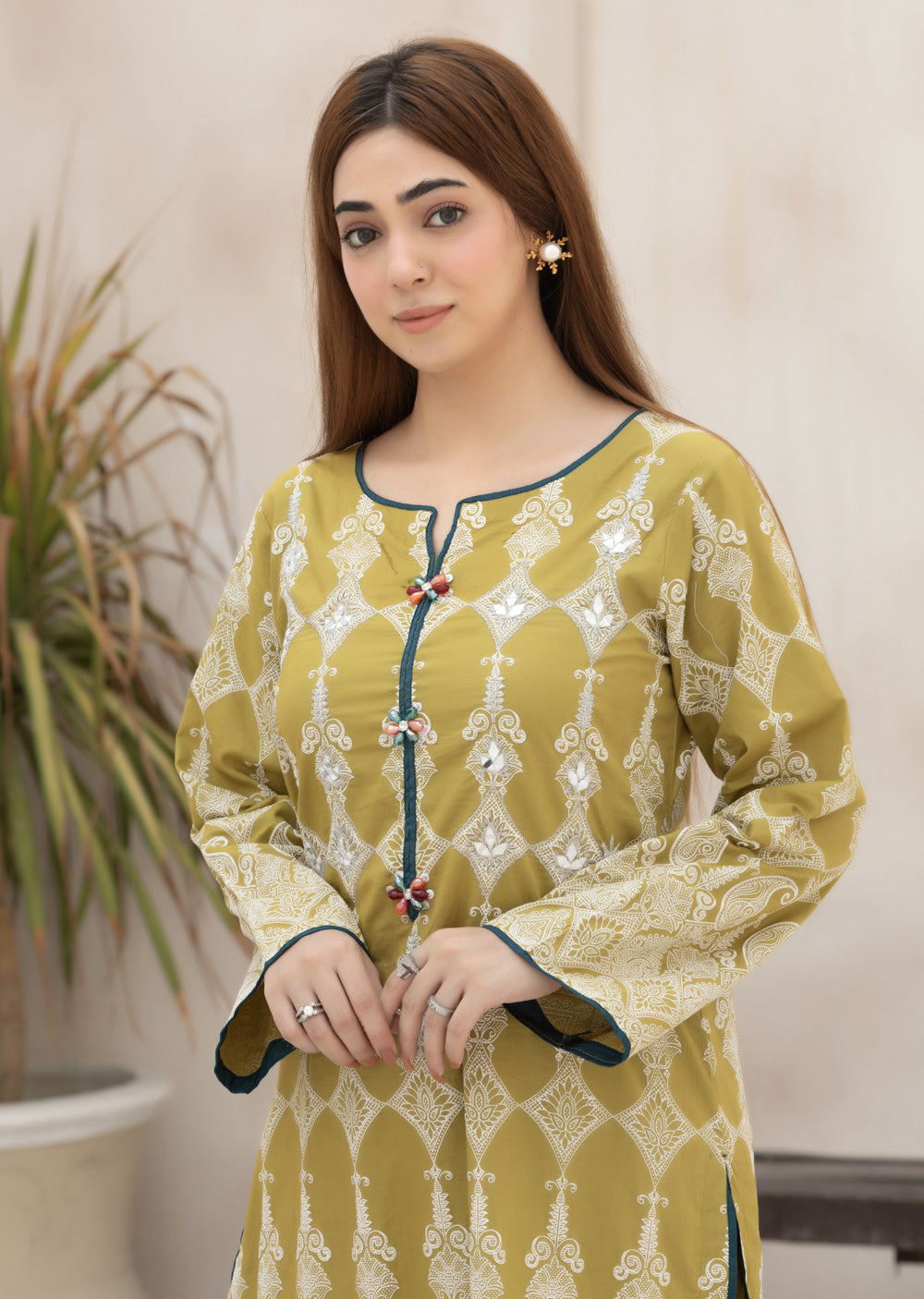 HSS-363- Readymade IVORY ROYALE Heeras Suit - Memsaab Online