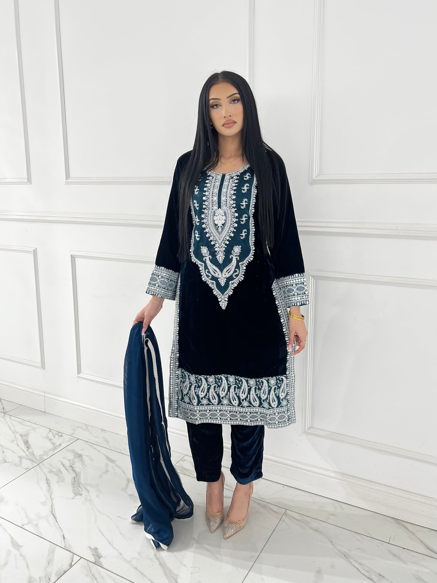 RGZ7110 Readymade - Luxury winter Velvet Suit 2025 - Memsaab Online