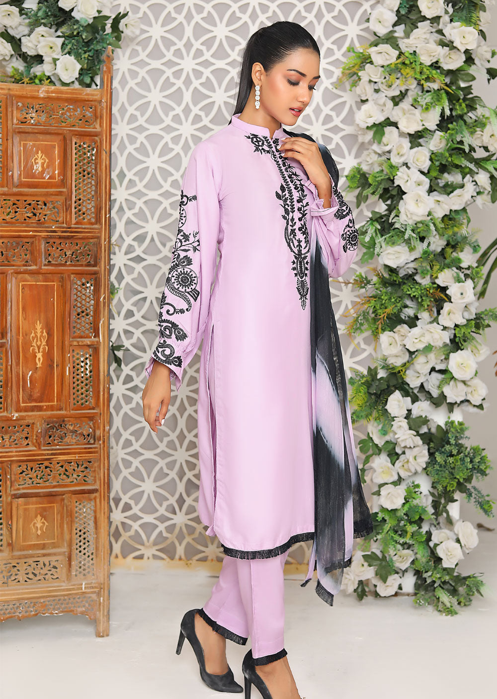 HK212 Lameez Readymade Lilac Linen Suit - Memsaab Online