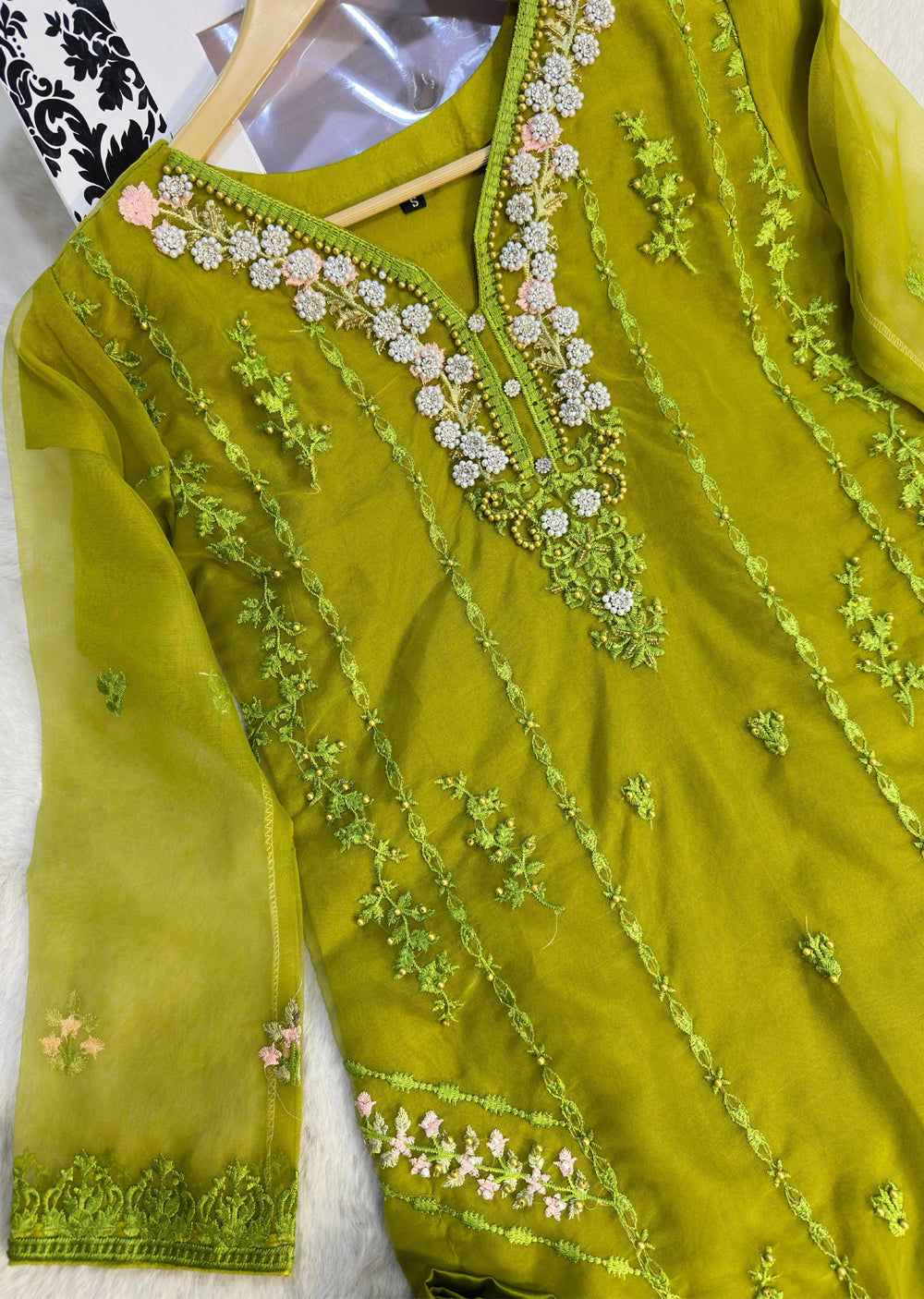 UMR802 - Mendhi Green Organza Suit - Memsaab Online