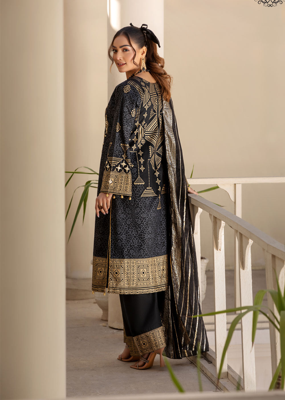 HSS-122 - Readymade Heeras Suit - Memsaab Online