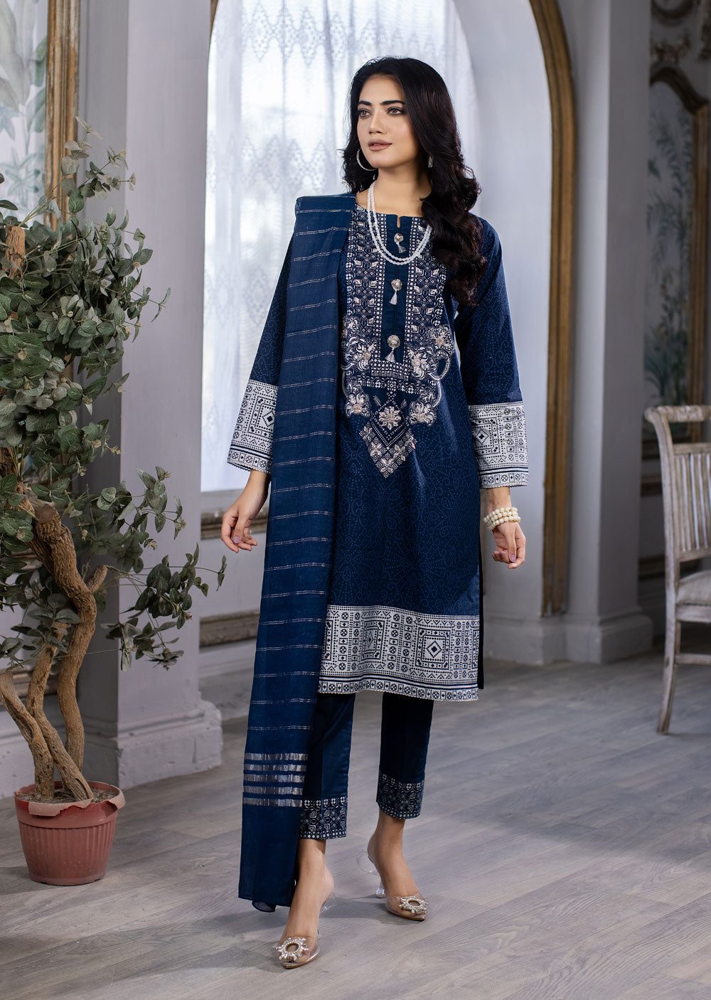 MDM-70 - Readymade - Embroidered Cotton Suit - Memsaab Online