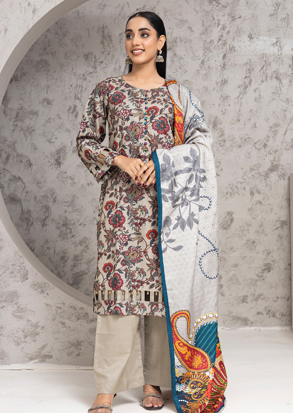 RZW-02-R - Readymade - Rangz Winter Collection 2025 - Memsaab Online